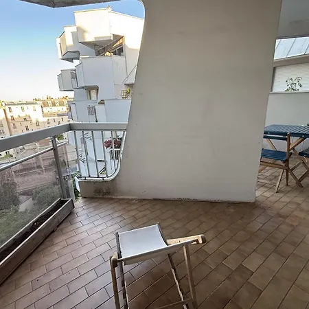 شقة Bright With Terrace باريس